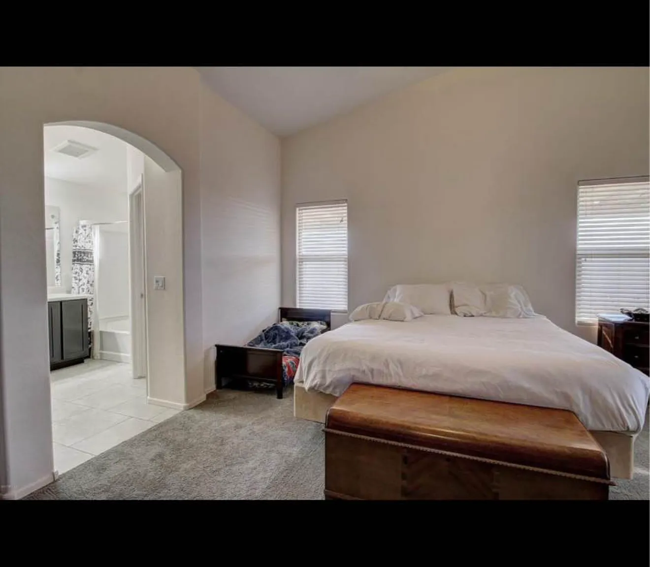 4 bed, 1849 sqft, $2,450 — Photo 2