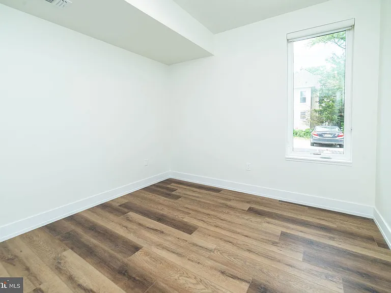 19 Lincoln Ct #103 — Photo 11