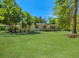 120 Wildflower Ln, Crawfordville, FL 32327