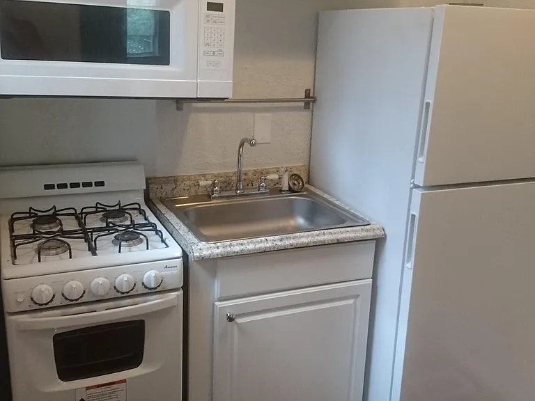 337 Spahr St #1 — Photo 12