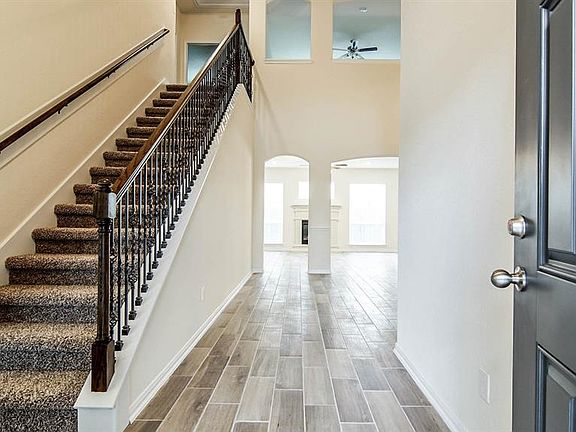 3rd image of 14511 Gable Mountain Cir