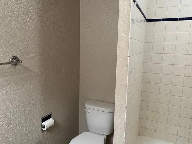 5303 N Sky Vista Ave — Photo 18