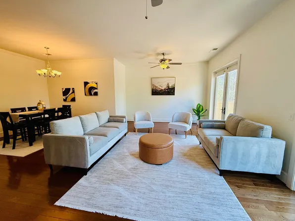 1221 Bower Pkwy APT 207, Columbia, SC 29212