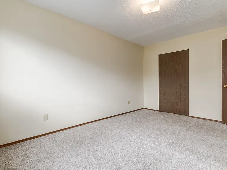 1 Huntington Hl NW — Photo 39