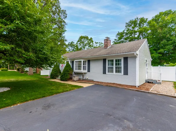 15 Mirror Brook Road, West Yarmouth, MA 02673