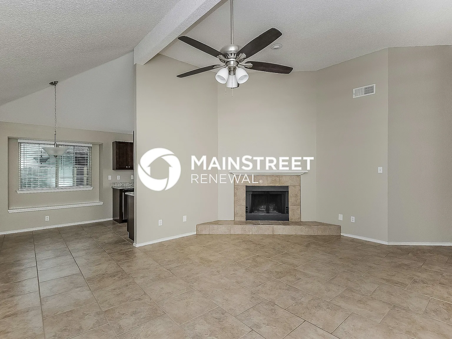 3100 Fairmeadows Ln — Photo 2
