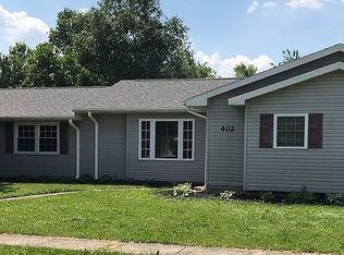 402 W Davis St, Catlin, IL 61817