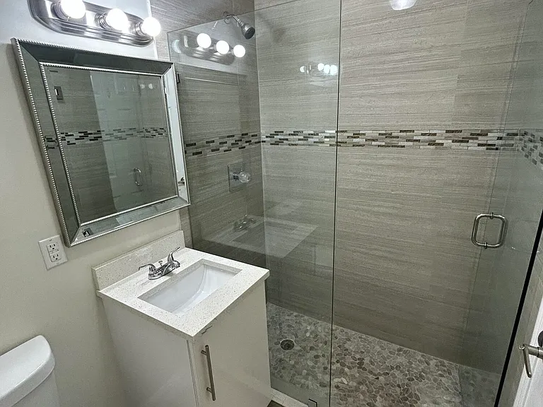 916 NE 15th Ave #3 — Photo 15