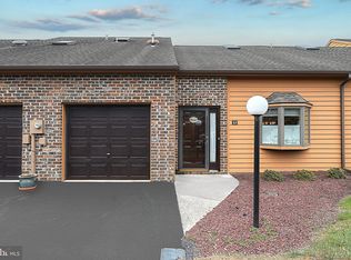 52 Westview Mnr #52, York, PA 17408