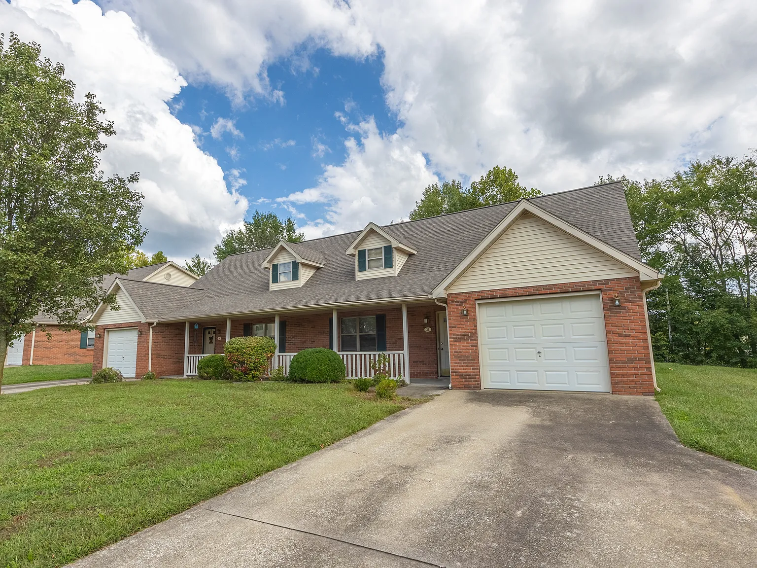 3 bed, 1700 sqft, $1,450 — Photo 2