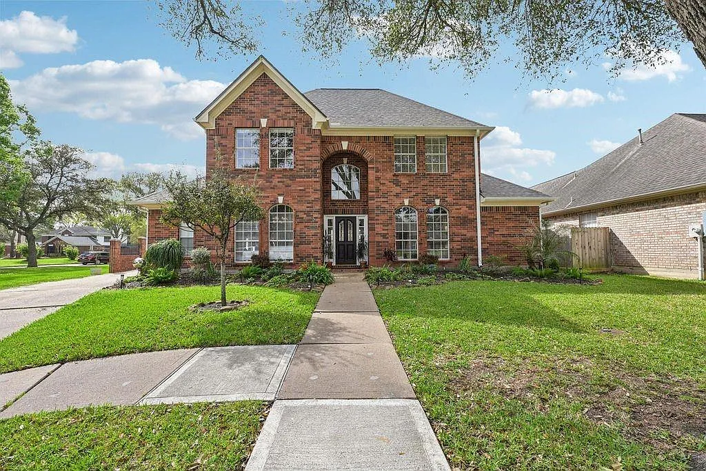 4 bed, 3.5 bath, 3047 sqft, $3,250 — Photo 1