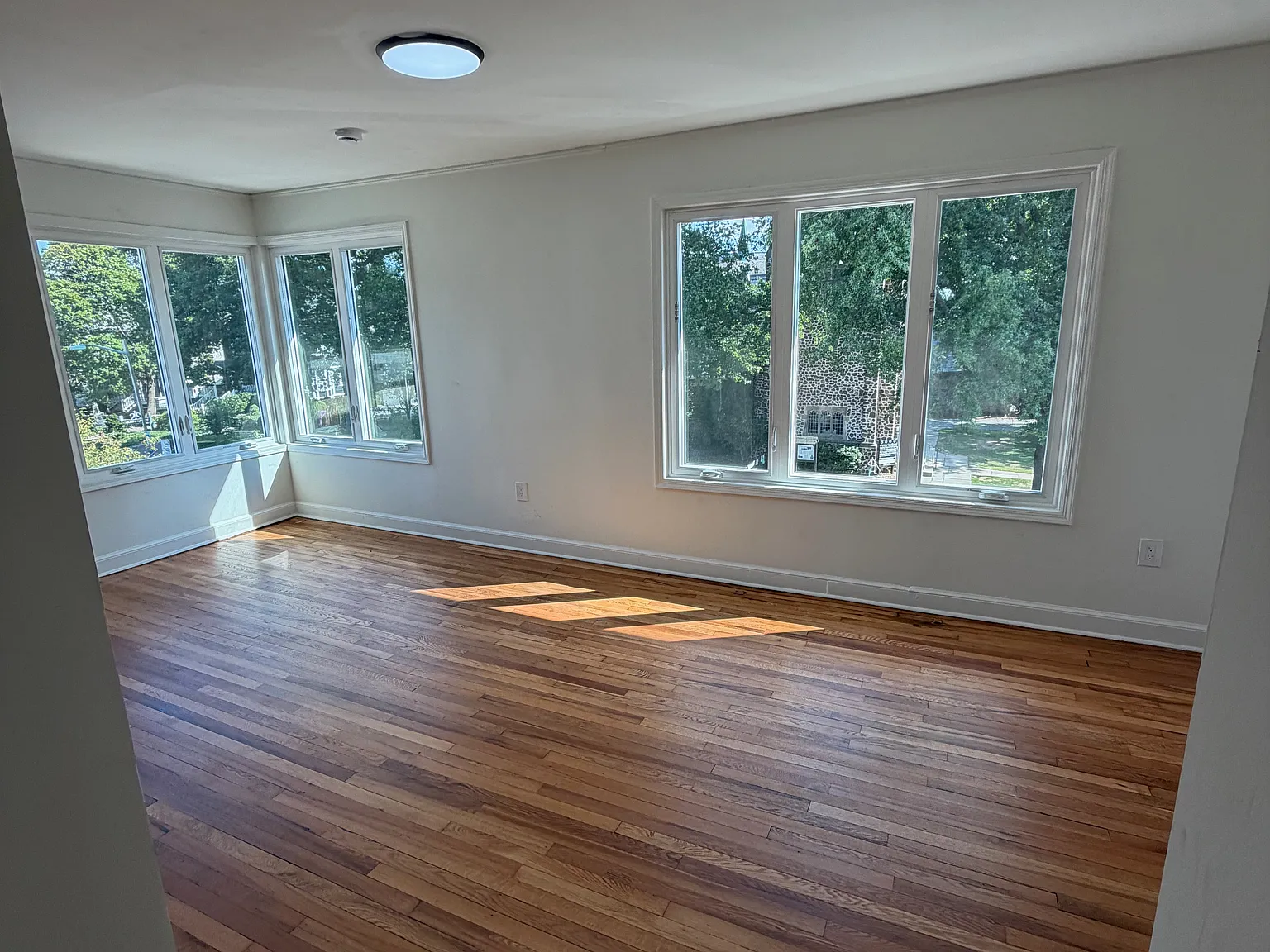 1 bed, 750 sqft, $2,375 — Photo 1