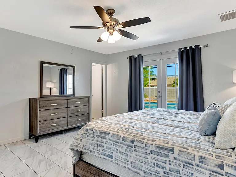 1524 E Broadmor Dr — Photo 29
