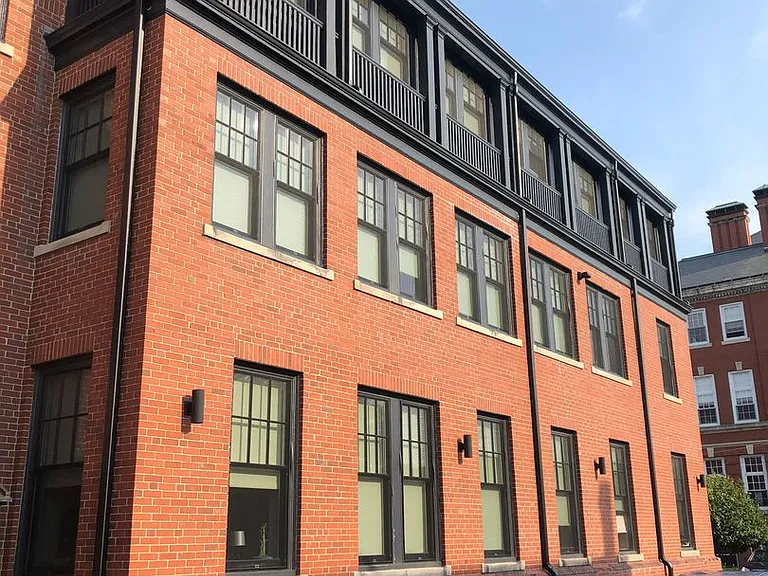530 Broadway Apartments — Photo 34