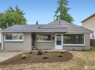 9042 Wallingford Ave N, Seattle, WA 98103