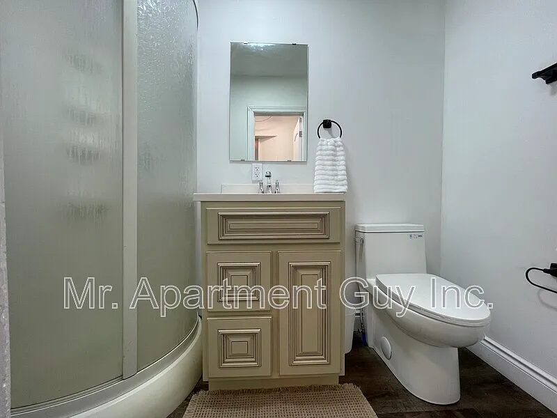 45 Saint Paul St W — Photo 4