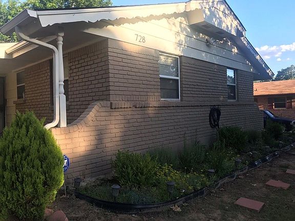 2nd image of 728 Flamingo Ave
