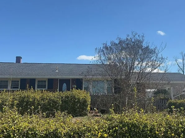 7413 Stinson Rd, Alexandria, VA 22306