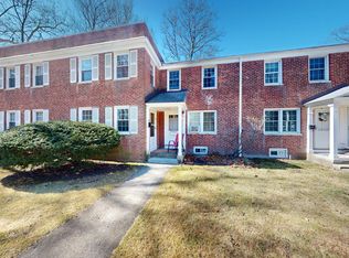 18 Bridge St APT 3B, Naugatuck, CT 06770