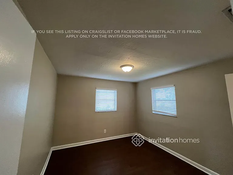 3701 SW 58th Ter — Photo 13