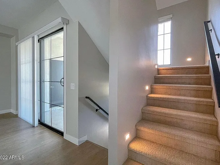 3215 E Flower St #20 — Photo 38