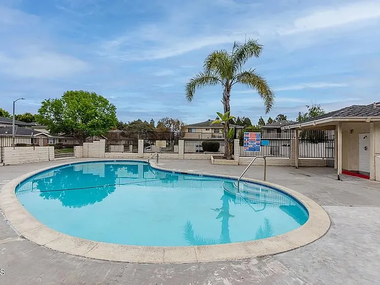 2603 N Yardarm Ave — Photo 14
