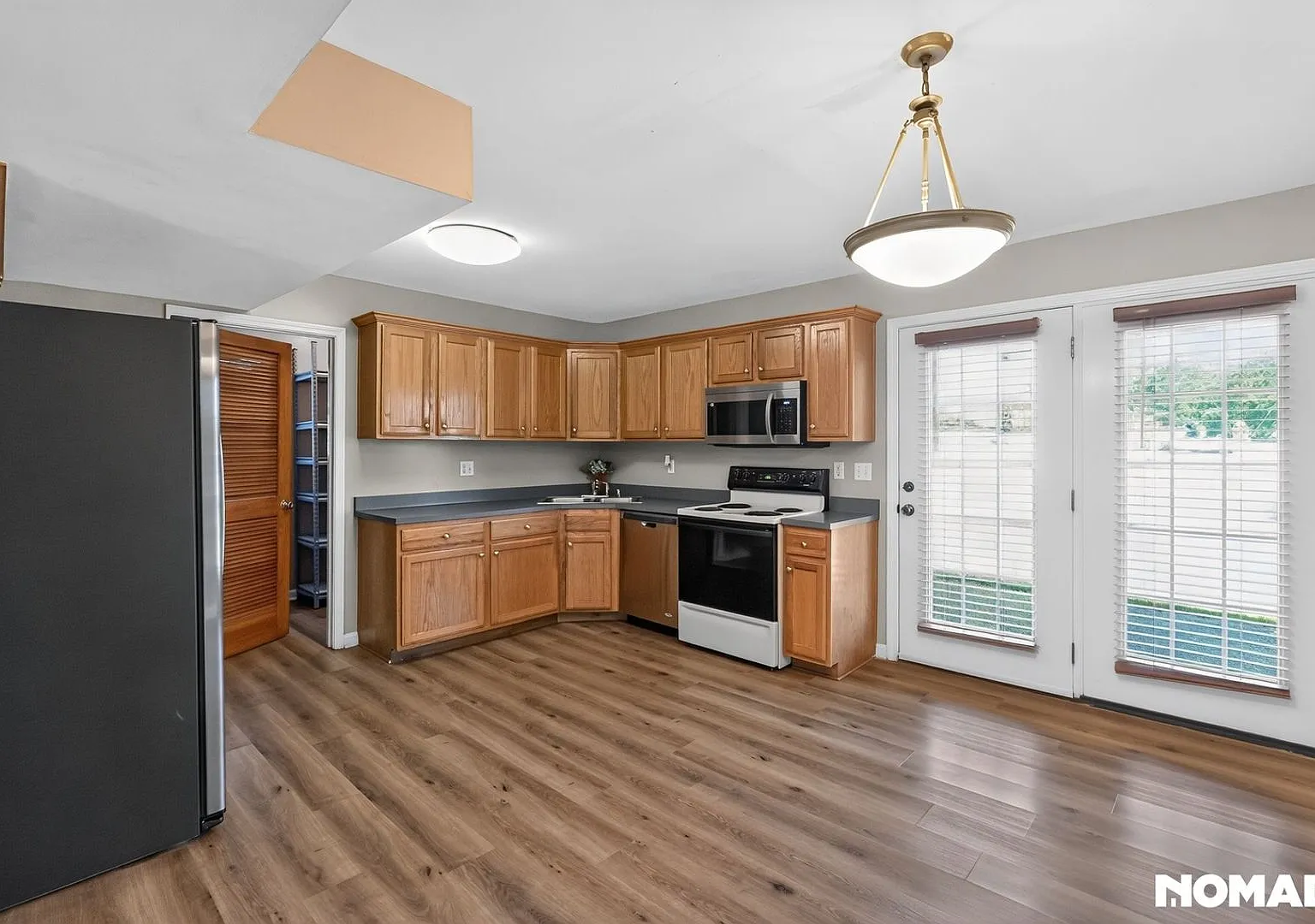 Charming 3BR House in Louisville — Photo 2