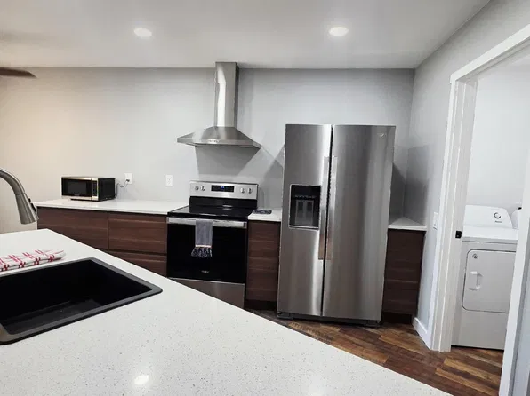 10546 W PALMERAS Drive, Sun City, AZ 85373