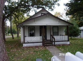 205 N Market St, Watseka, IL 60970