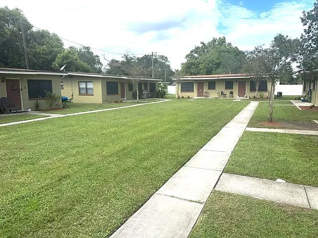 1005 E Buchanon Ave #3