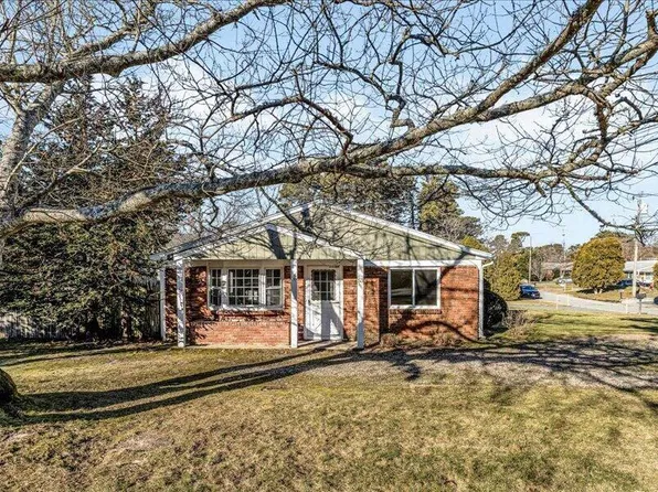 53 Katharyn Michael Road, Yarmouth Port, MA 02675