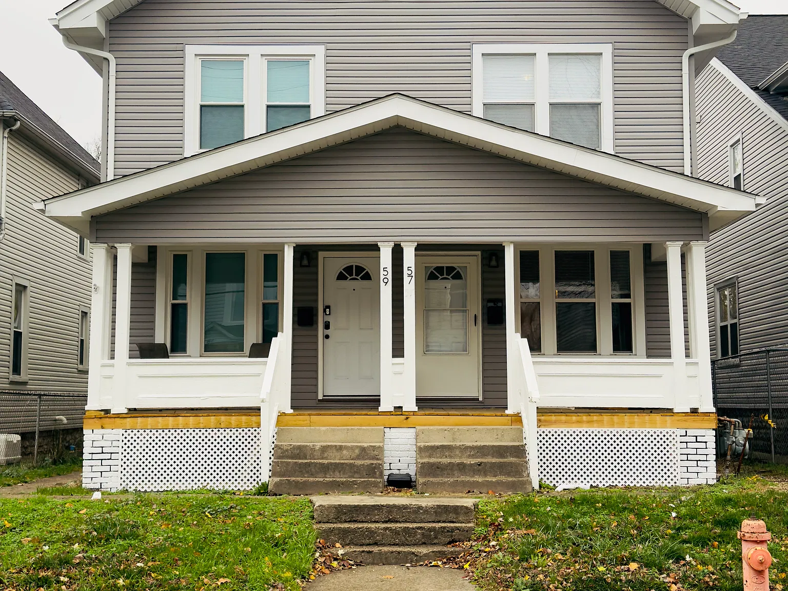 3 bed, 1260 sqft, $2,000 — Photo 1