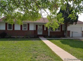 1805 S 2nd Ave, Cheyenne, WY 82007