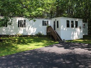 35 Adolph Dr, Sabattus, ME 04280
