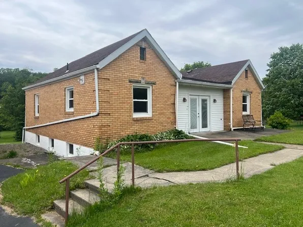 525 Glade Mill Rd, Valencia, PA 16059
