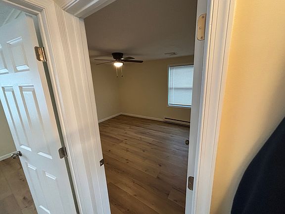 4th image of 467 N Dover Ave