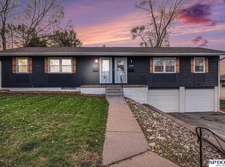 12455 Weir St, Omaha, NE 68137