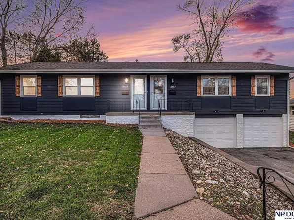 12455 Weir St, Omaha, NE 68137