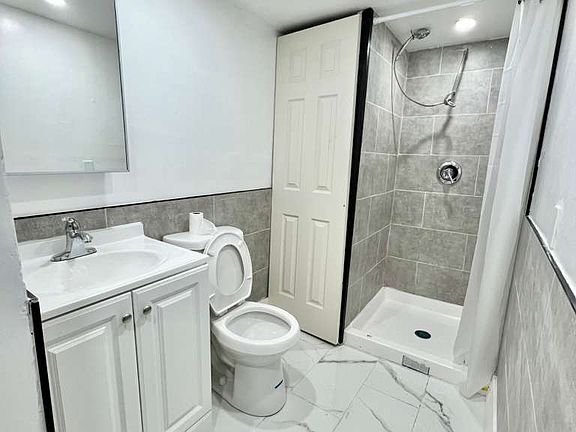 3rd image of 17 Goshen Ave #2