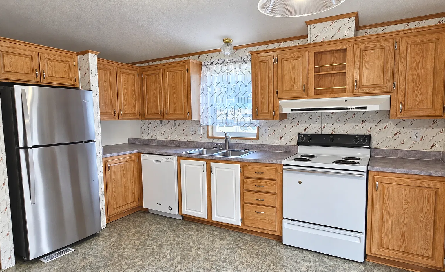 2 bed, 938 sqft, $1,050 — Photo 3