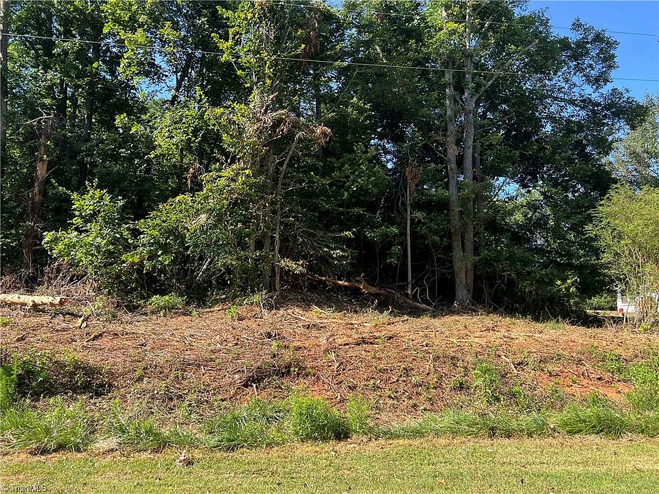 2nd image of 0 Holly Leaf Rd