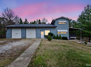 10023 Liberty Rd, Potosi, MO 63664