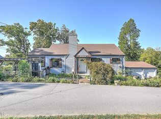 3220 Ashley St, Kingsport, TN 37664