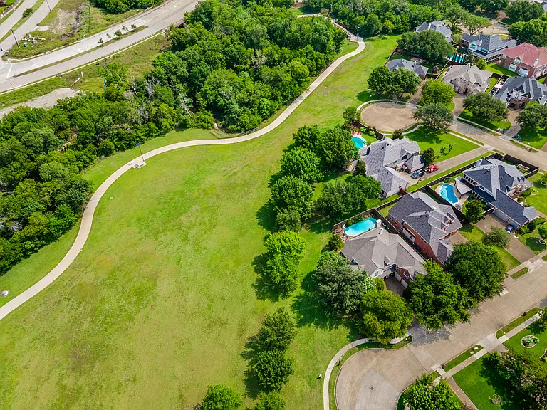 4633 Oak Shores Dr — Photo 26