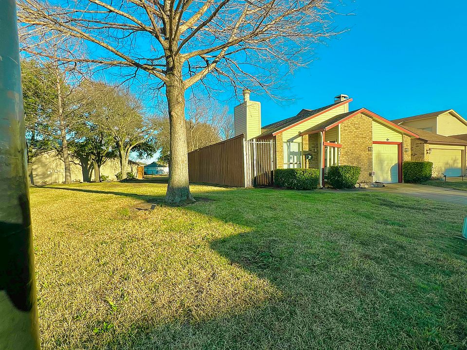 1st image of 5012 Burlingame Dr