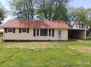 214 N Willow St, Salem, IN 47167