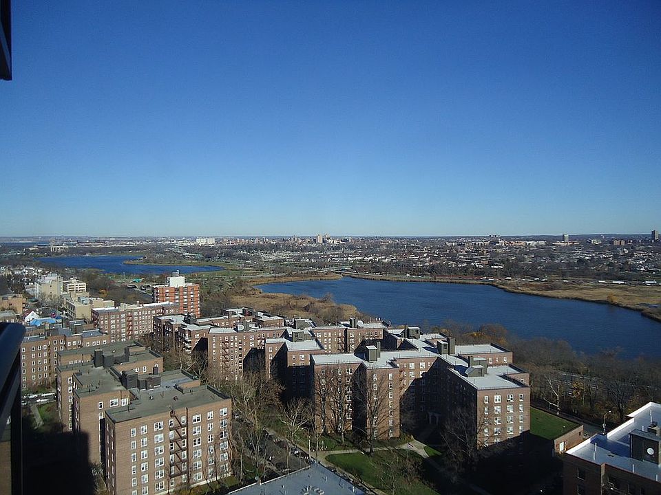 1st image of 112-01 Queens Blvd #17A