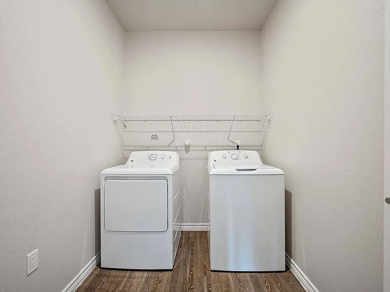 Simplify your routine with the convenience of an in-unit washer and dryer.