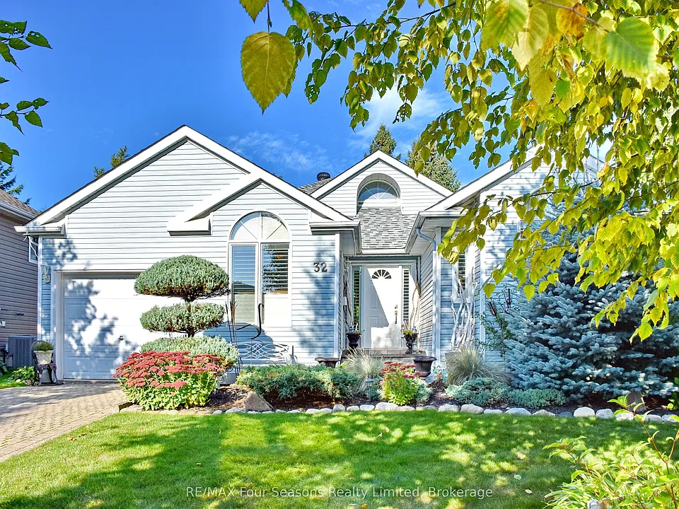 32 Nettleton Ct