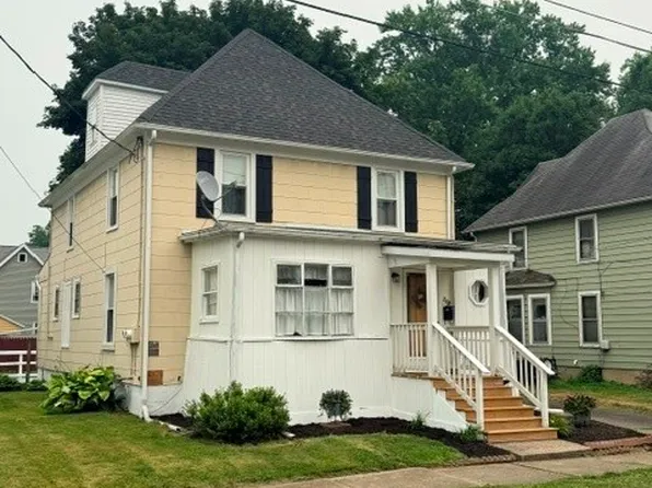 719 Seneca Pl, Elmira, NY 14904